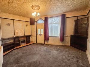 Lounge- click for photo gallery